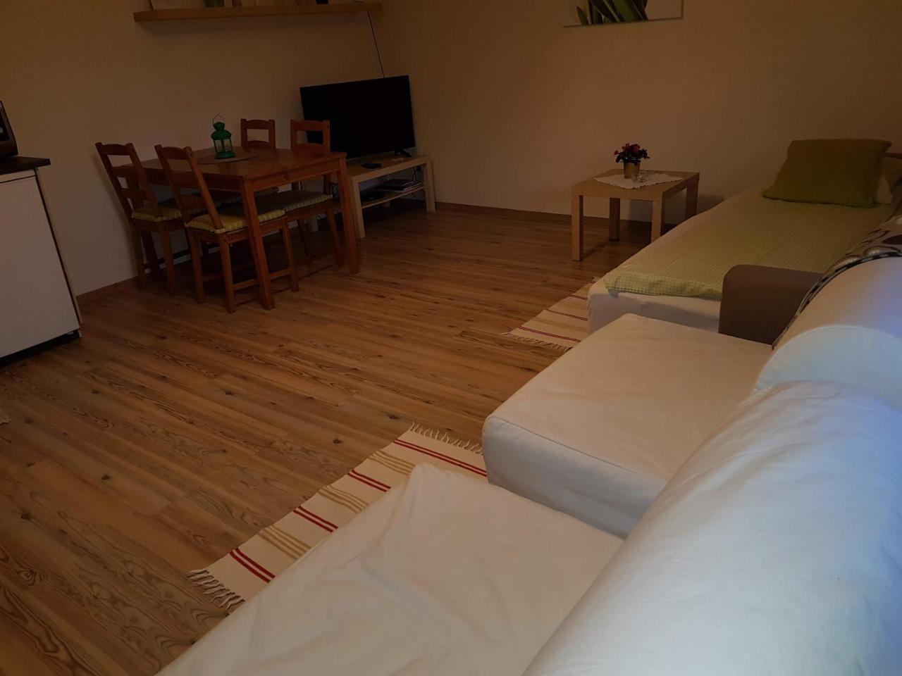 Sole Apartment *